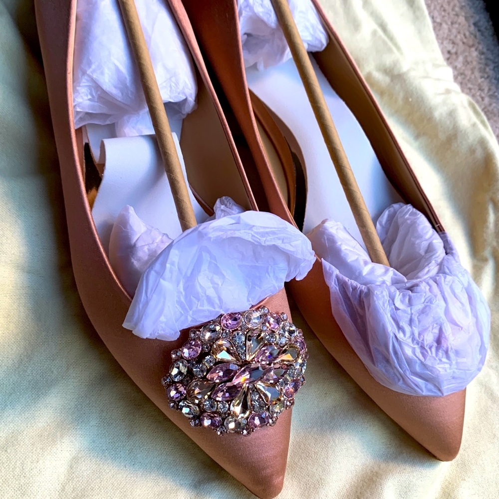 Badgley Mischka flats for sale. New with tags.
